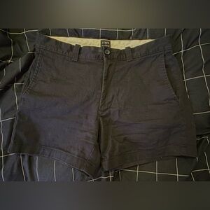 J.Crew 5” stretch chino shorts men’s 31 waist